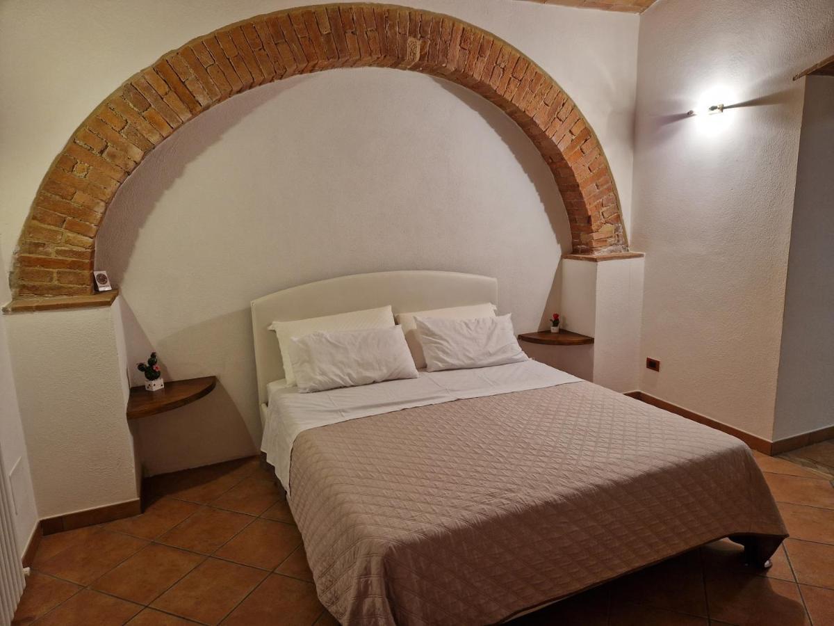 Agriturismo Montepinci Montalcino Exterior photo